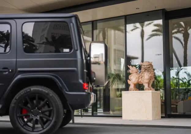 ラグジュアリーレンタカーの画像