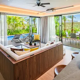 The Seven Pool Suite